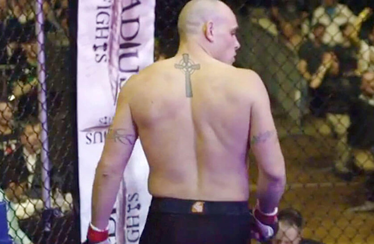 Christian Pastors Bring The Pain: Faith And Mixed Martial Arts Christian Pastors Bring The Pain: Faith And Mixed Martial Arts